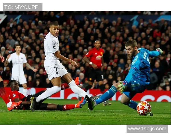 2020年巴黎圣日耳曼对阵曼联精彩比赛录像回放全程回顾与分析 2020年巴黎圣日耳曼对阵曼联精彩比赛录像回放全程回顾与分析