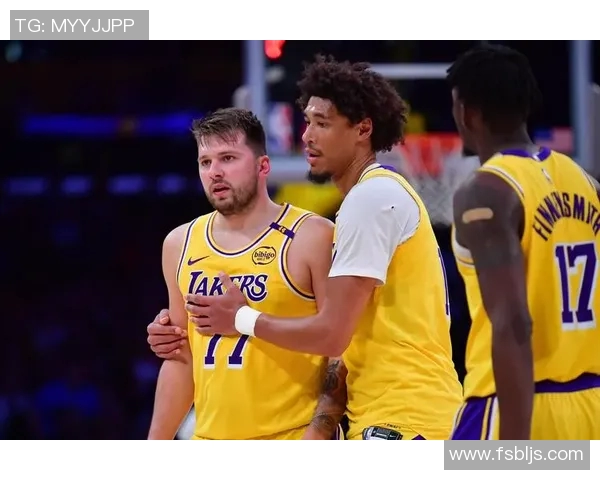 季后赛精彩回放湖人与火箭的巅峰对决全程回顾与分析