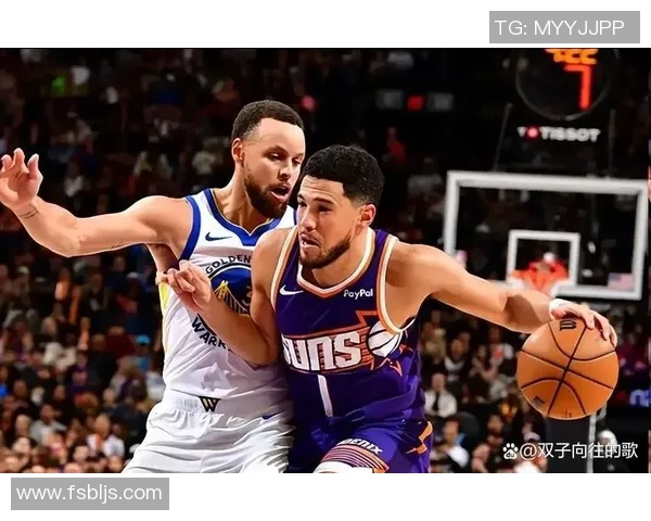 勇士在关键时刻逆转雷霆以121-118取得胜利展现强大韧性与团队合作精神