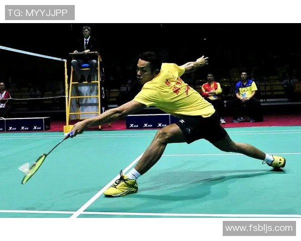 南京羽毛球队中路突破战术解析与实战应用探讨