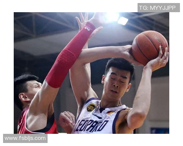 李慕豪:从篮球新星到职业生涯巅峰的奋斗之路与成长故事 李慕豪:从篮球新星到职业生涯巅峰的奋斗之路与成长故事