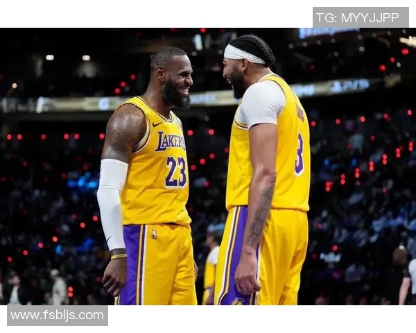 湖人对阵猛龙最新战况分析与赛季前景展望 湖人对阵猛龙最新战况分析与赛季前景展望